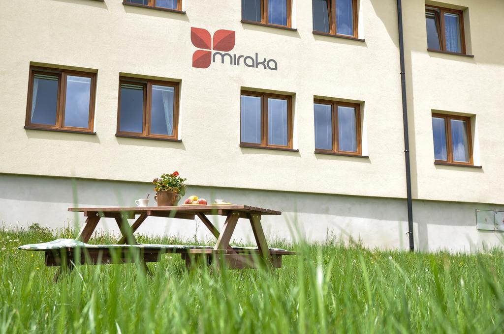 Апартаменти Miraka Ліпно-над-Влтавою Екстер'єр фото